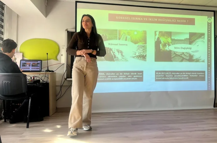 Sakarya'dan bin 400 lise öğrencisine 'sıfır atık' eğitimi