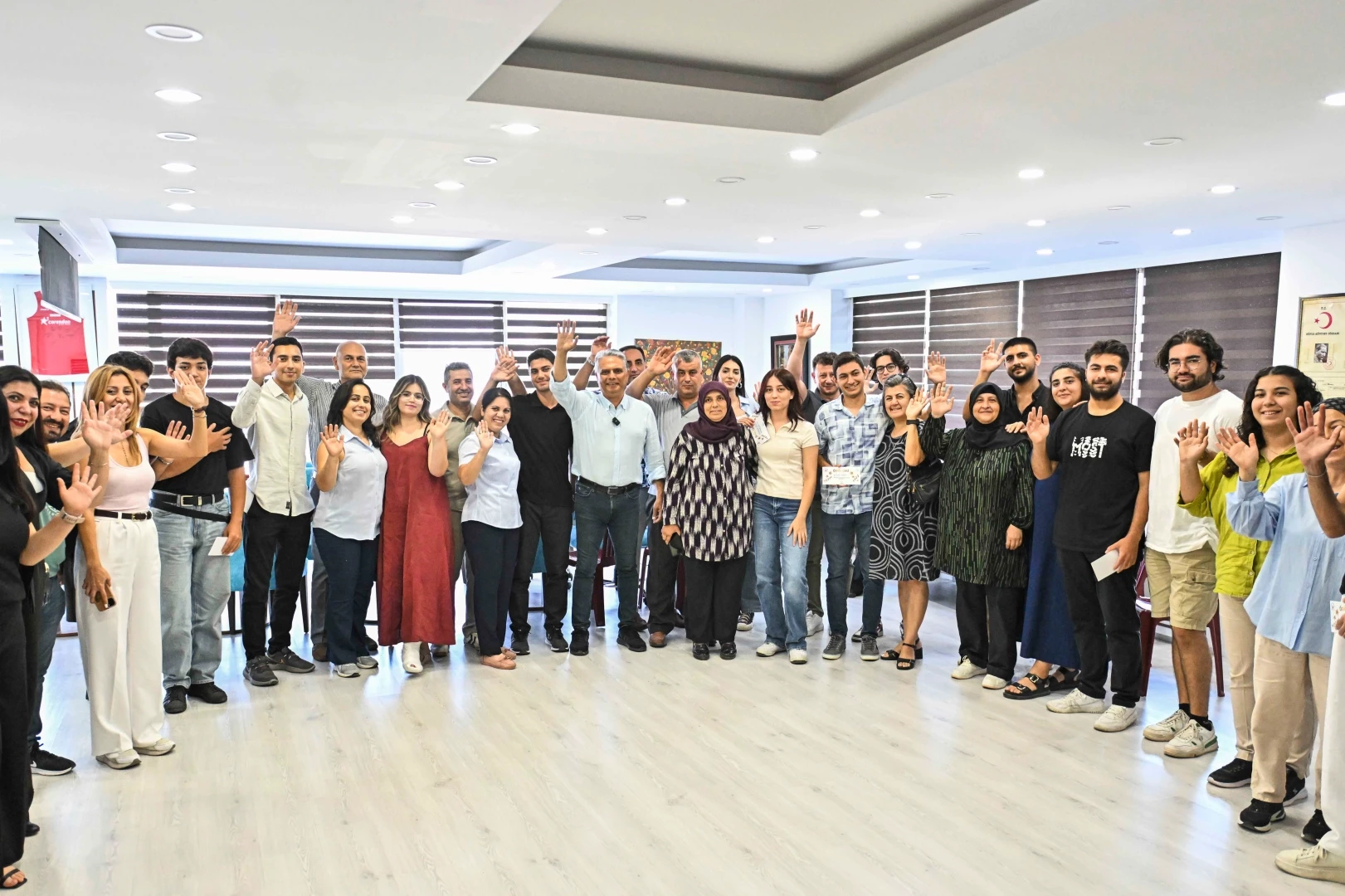 Antalya Muratpaşa gençlere yol arkadaşı