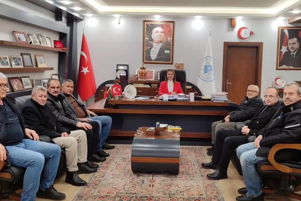 Bilecik Pazaryeri’nde muhtarlardan Başkan Tekin’e ziyaret