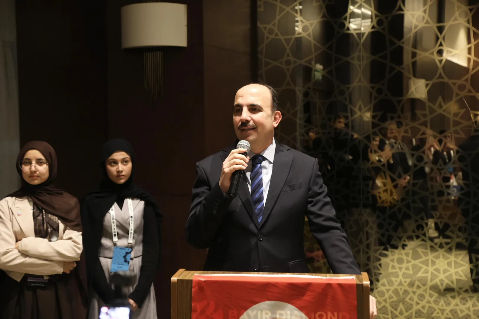 Konya’da Uluslararası Şehirler ve Hükümetler Birliği Konferansı başladı