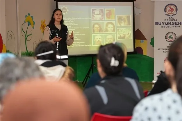 Denizli’de anneler için çifte farkındalık semineri