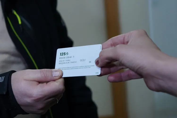 İstanbul Beylikdüzü'nde atık yağlar hediye çekine dönüşüyor