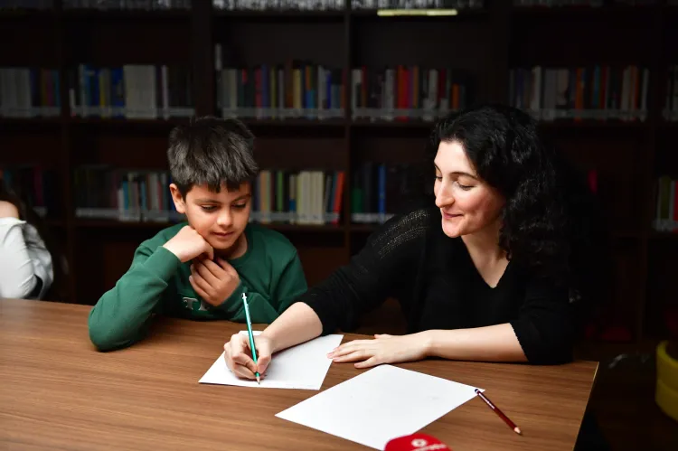 Bursa Osmangazi’de çocuklar masallarla tarihi keşfediyor