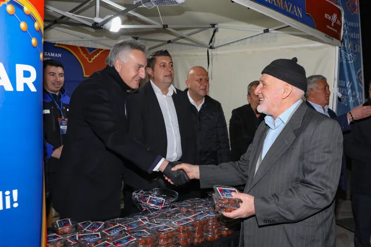 Bursa Büyükşehir'in kardeşlik sofrası Yenişehir'de kuruldu