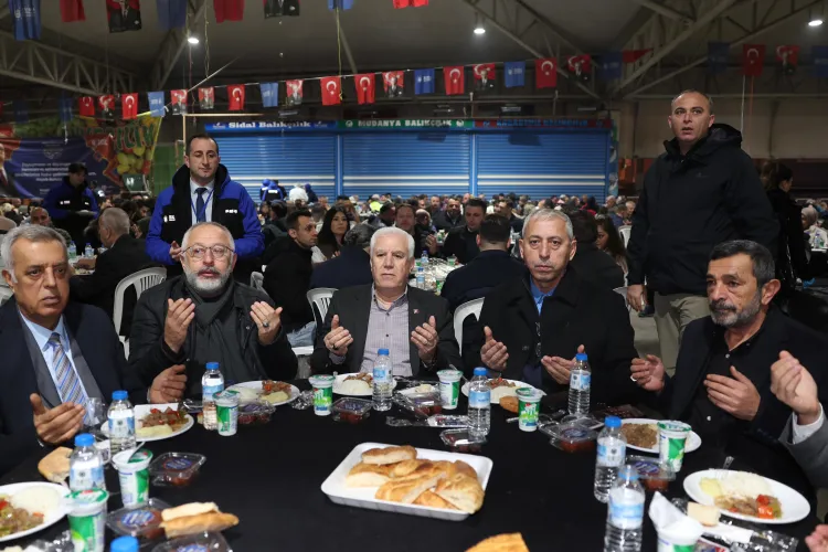 Bursa Büyükşehir'den her gün farklı ilçede sofra kurmaya devam