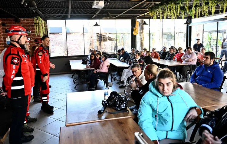 Antalya'da özel gereksinimli bireylere afet farkındalık eğitimi