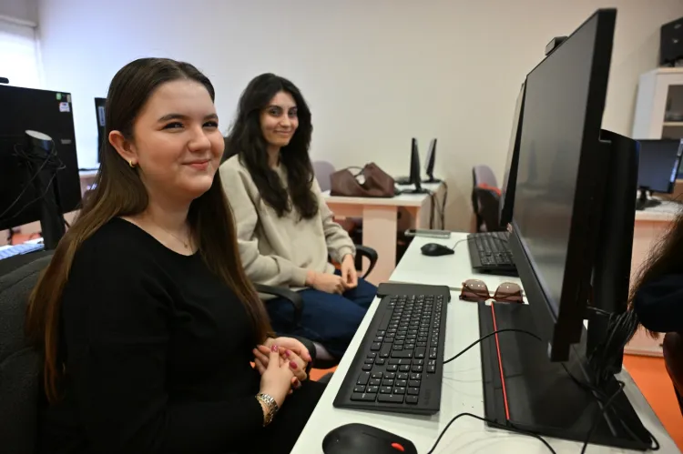 Manisa Büyükşehir’den gençlere dijital vizyon