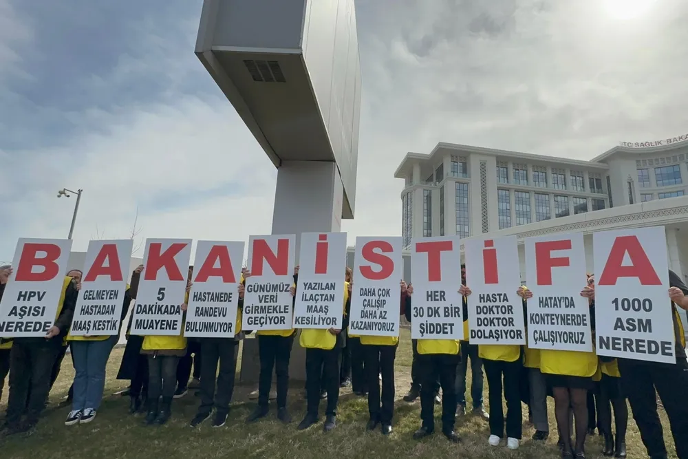 Birlik ve Dayanışma'dan sağlık sistemi eleştirisi