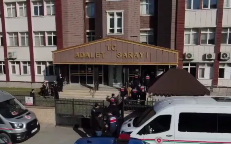 8 ilde dev Jandarma operasyonu: 73 gözaltı