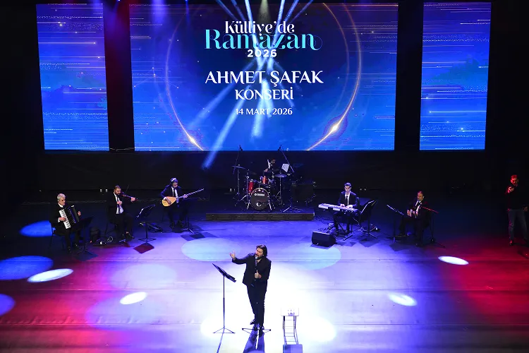 Ahmet Şafak Külliye’de Ramazan konseri verdi
