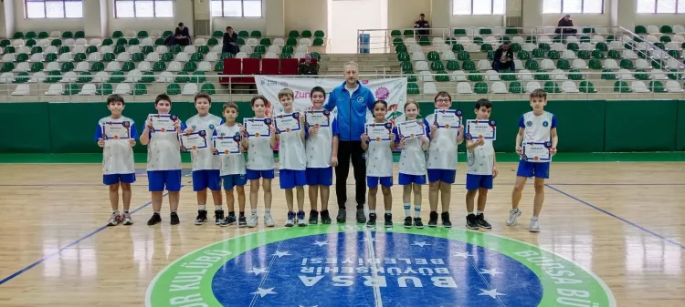 Bursa'da Kış Okullarında sertifika heyecanı