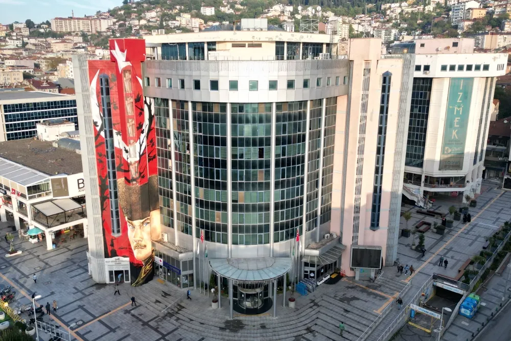 İzmit'te bayram öncesi esnafa müjde