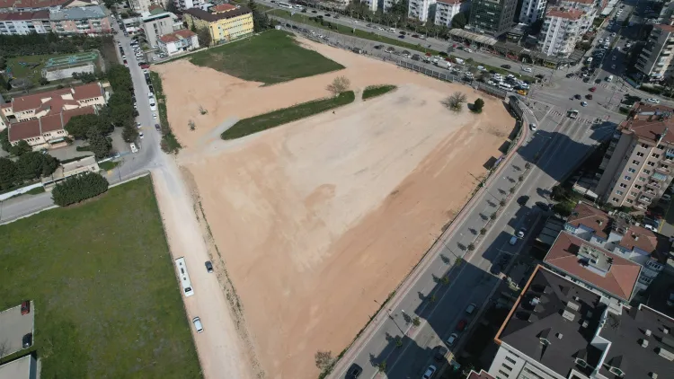 Başkan Özdemir: Nilüfer’in kalbi ve geleceği satılık değildir!