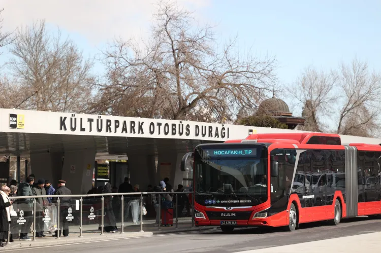 Konya Büyükşehir bayrama hazır