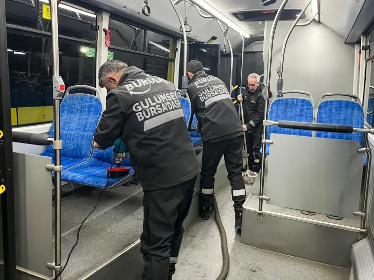 Bursa Büyükşehir’den toplu taşıma araçlarına bayram temizliği