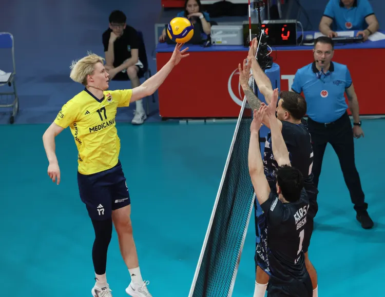 Bursa Büyükşehir Fenerbahçe’ye yine şans tanımadı