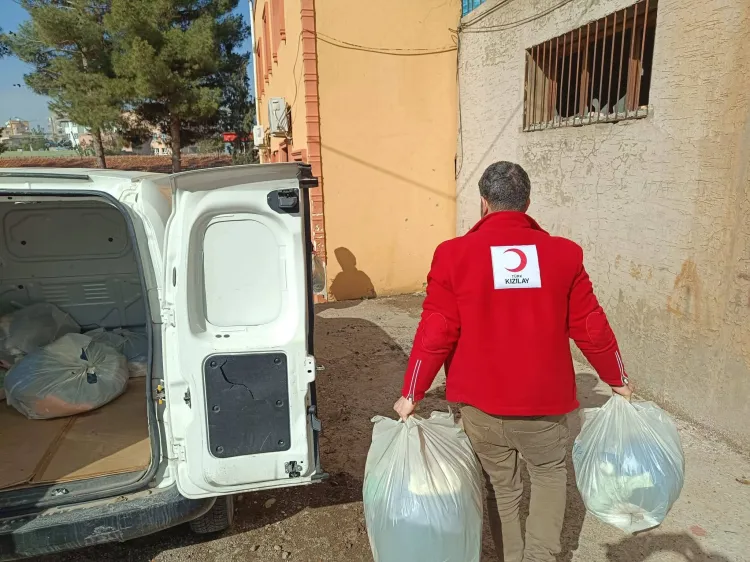 Kızılay Mardin Şubesi binlerce aileye umut oldu