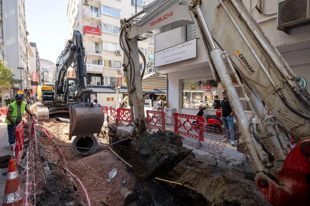 İzmir Alsancak’ta yağmur suları artık doğrudan denize ulaşacak