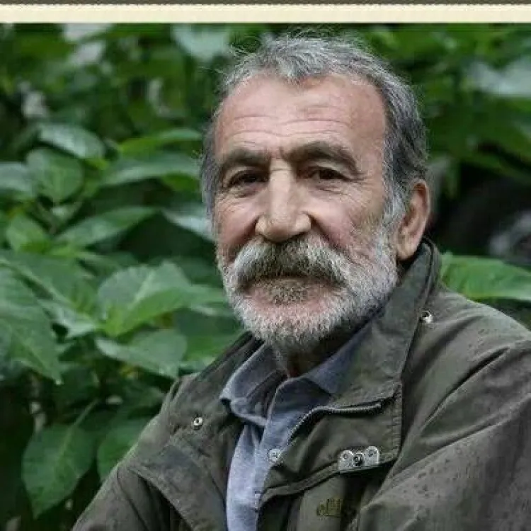 İzmirli usta gazeteci mezarı başında anıldı