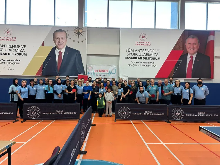 Masa tenisinde şampiyon Keşan İlçe Sağlık