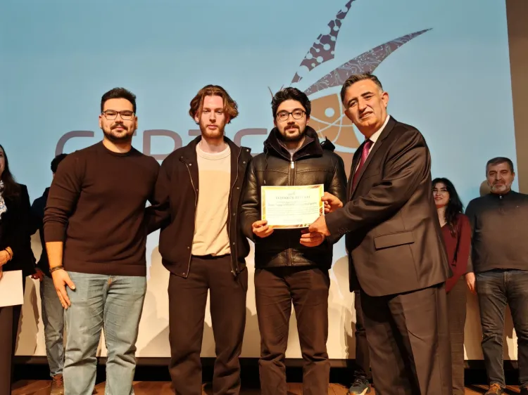 131 kişilik GTÜ ailesi Çanakkale ruhunu sanatla yaşattı