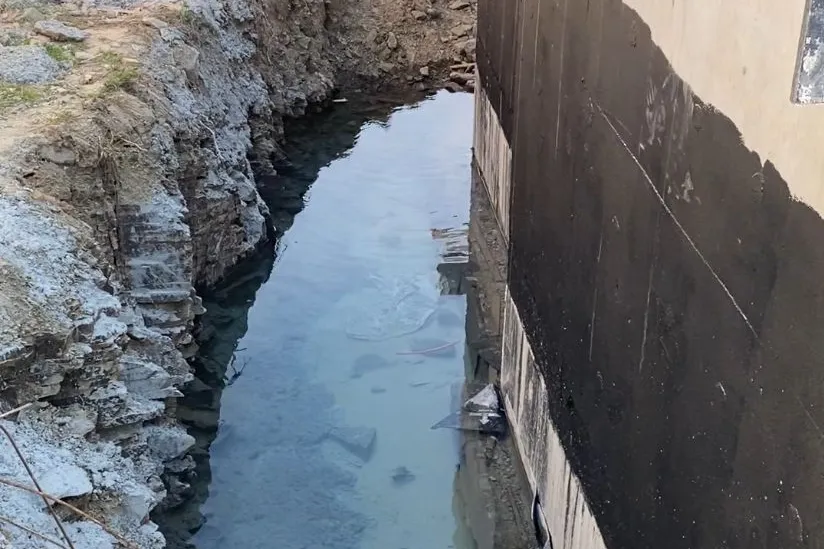 Yukarı Zaferiye’de su deposu alarm veriyor