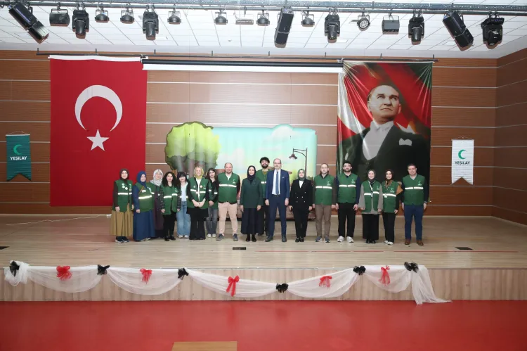 Yeşilay farkındalığı için ilk ders zili 'bağımsız gelecek' için çaldı