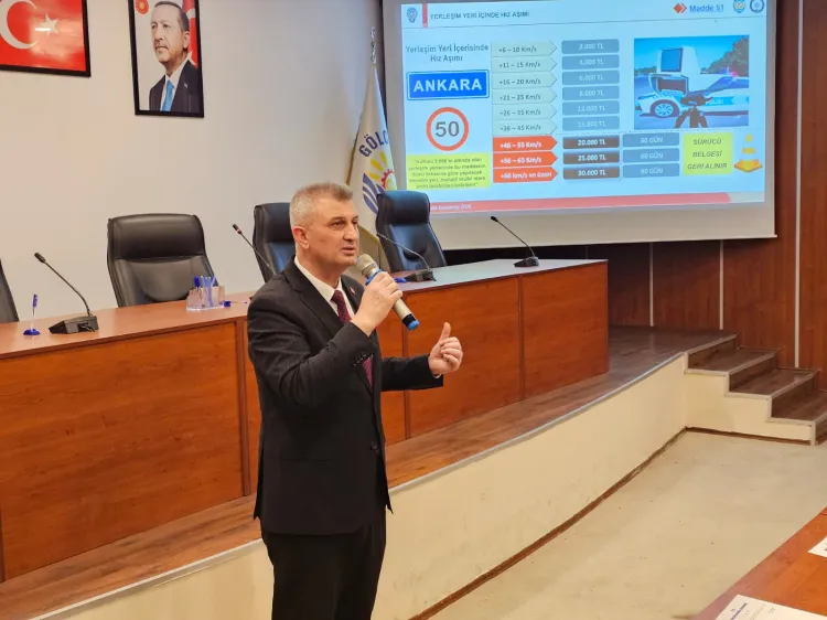 Gölcük Belediyesi personeline trafik bilinci