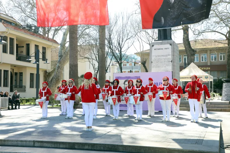 Mudanya’da 8 Mart’a kadın emeği damgası