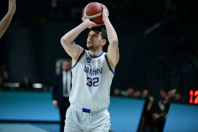 Kocaeli'de Çayırova Belediyesi, OGM Ormanspor’u rahat geçti