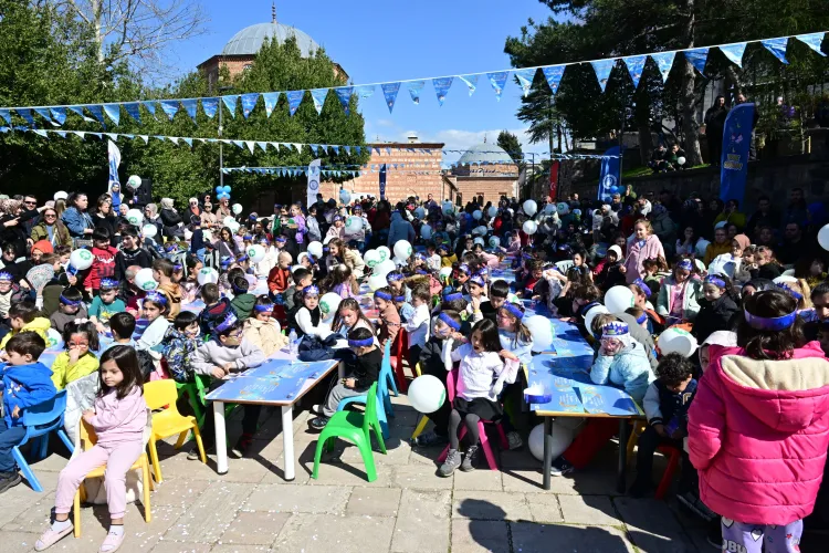 Bursa Yıldırım'da miniklerin tekne orucu heyecanı