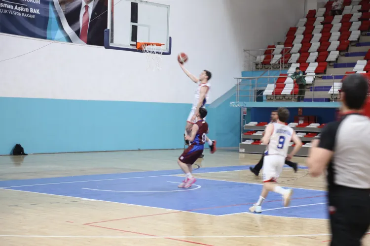 Ağrı Gençlik Spor potada farklı kazandı