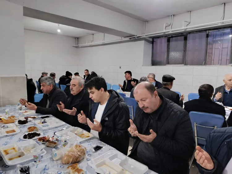 Bilecik'te Ramazan sofrası gönülleri buluşturdu